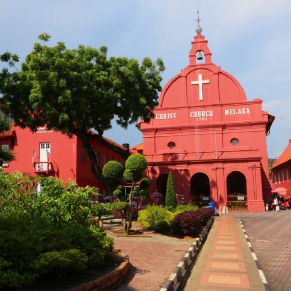 Tour 2 negara