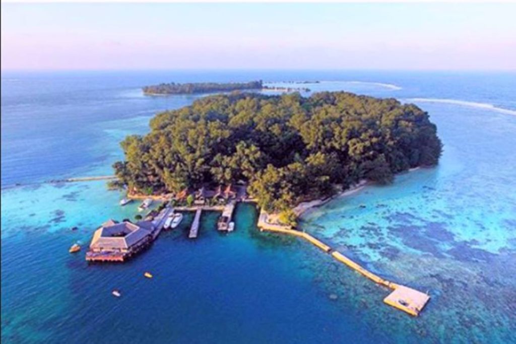 paket pulau pelangi 1 hari