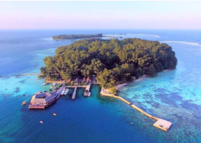 paket pulau pelangi 1 hari