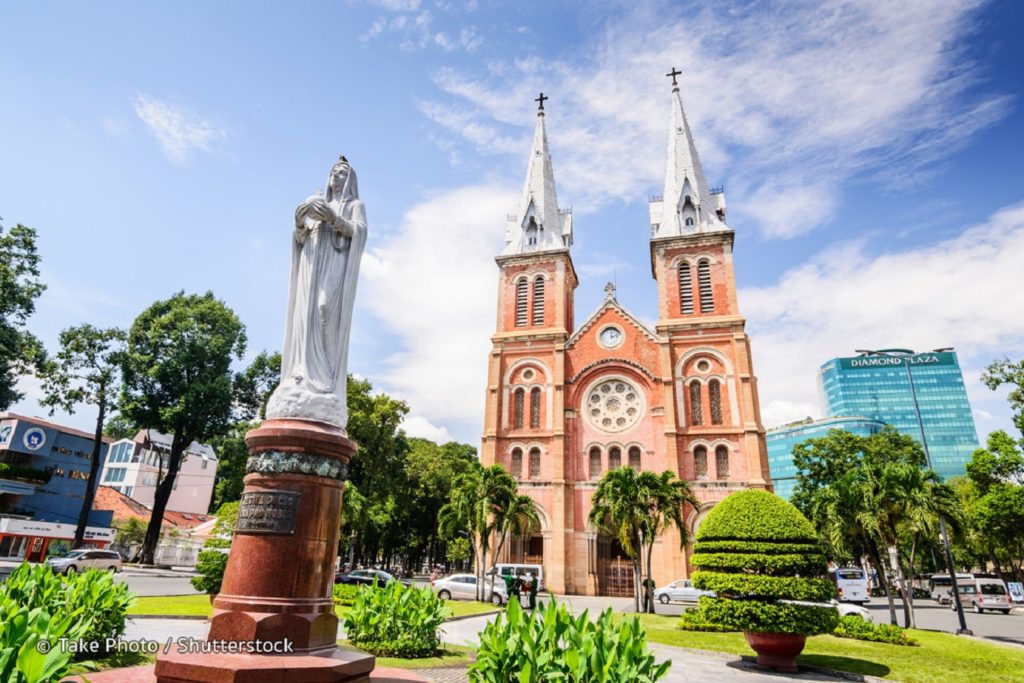 vietnam - norte dame cathredal saigon